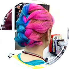 鮮やかなヘアカラーが得意です！